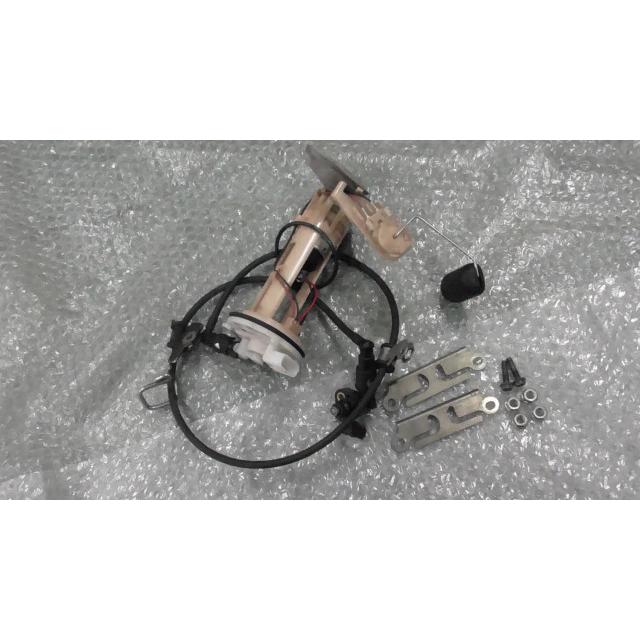 ベンリィ AA03-1008xxx の ヒューエルポンプ *1623980560 中古