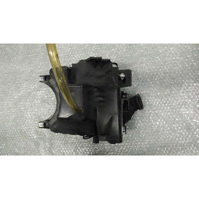CBF125 LALPCJ727G3326xxx の エアクリーナーボックス *1628662291