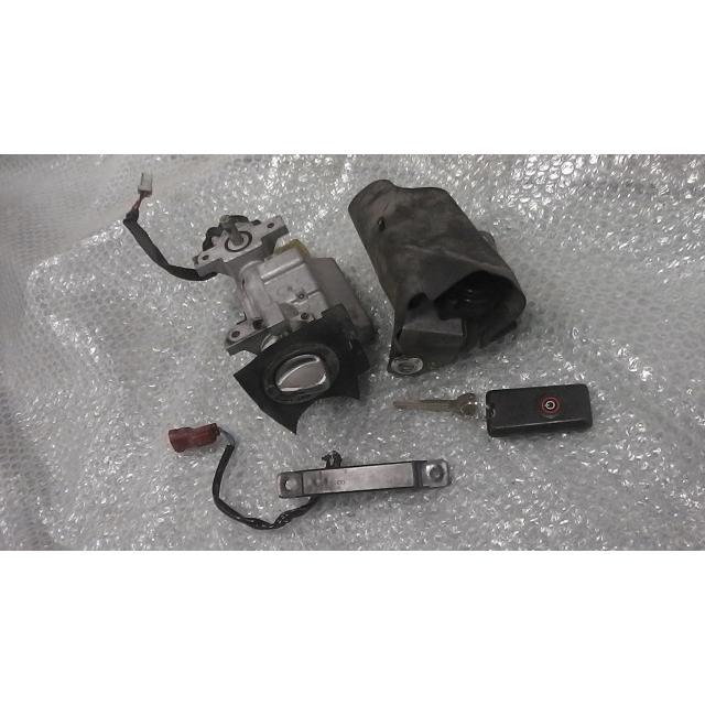 フォルツァZ MF08 の スマートキーセット *1629857322 中古 : バイク