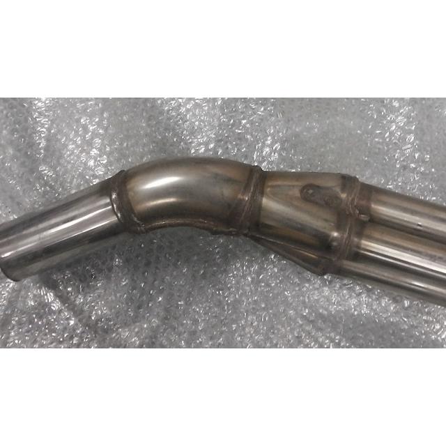 バリオス ZR250A-006xxx の エキゾートマニホールド *1636077029 中古