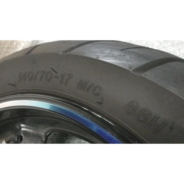 GSR250 LC6GJ55D001112xxx の リアホイール タイヤ *1640310286 中古