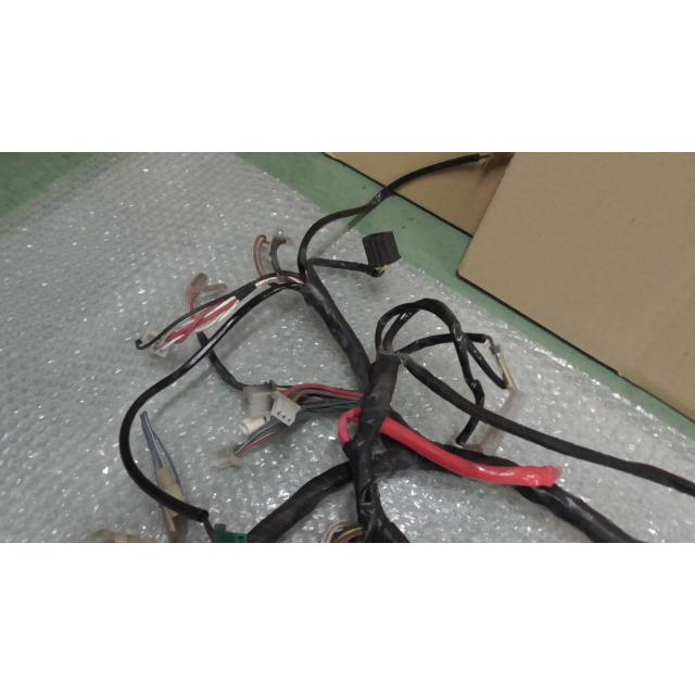 マジェスティ125 5CA-152xxx の メインハーネス *1641538116 中古