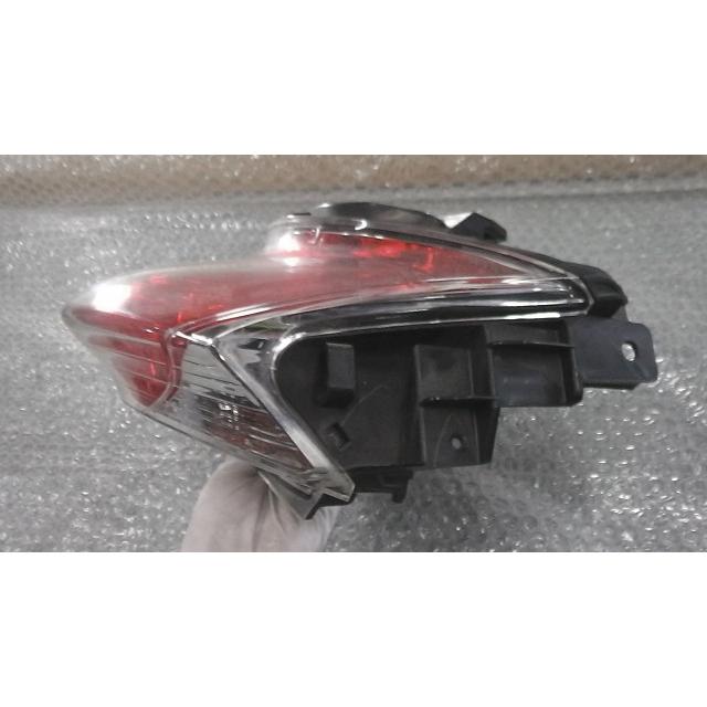 DCR製 PCX125 JF28用 羽根テール PCX NC125D-0008xxx の テールランプ JF28 *1641966731 中古 : バイク