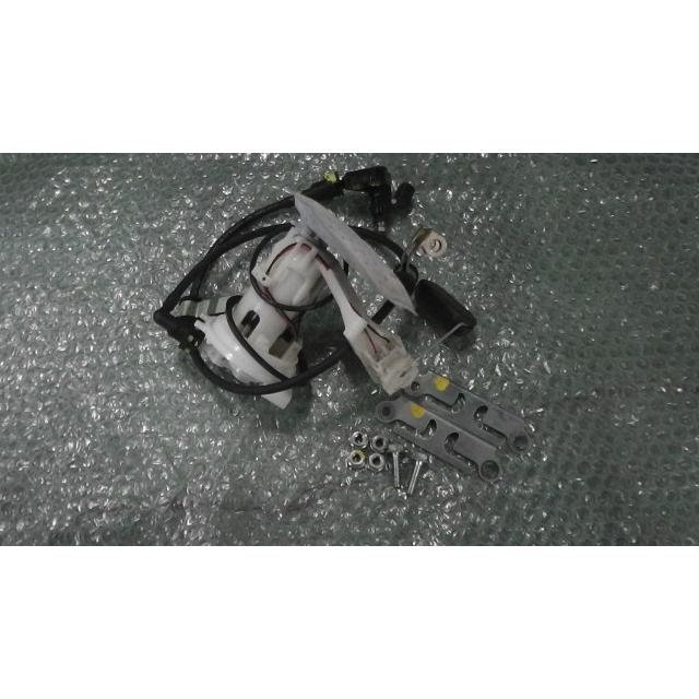 ダンク AF78-1202xxx の フューエル ポンプ *1642128645 中古 : バイク 