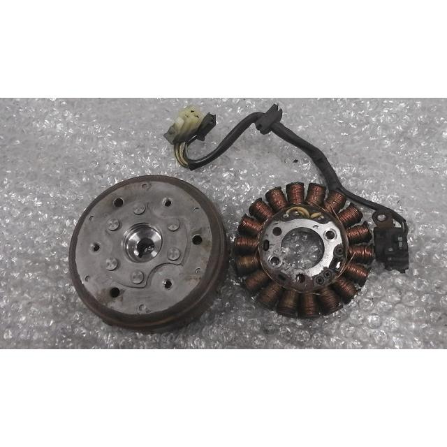 アドレス 110 4ST CE47A-152xxx の ジェネレーター *1642742640 中古の画像