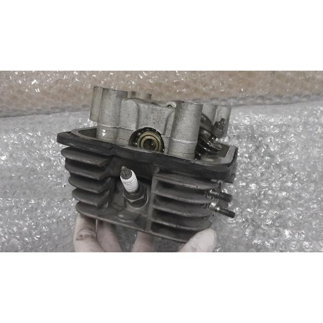 アドレス 110 4ST CE47A-152xxx の シリンダーヘッド *1642743047 中古