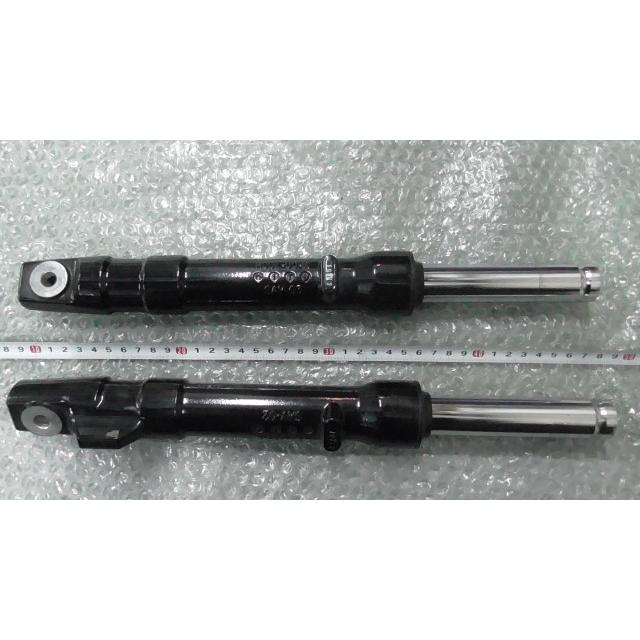 ジョグ(FI) AY01-1043xxx の フロントサスペンション 傷 *1645754466