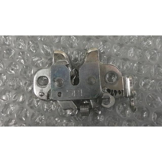 アクシスZ SED7J-005xxx の シートロック *1646272890 中古 アクシスZ SED7J-005xxx の シートロック *1646272890 中古