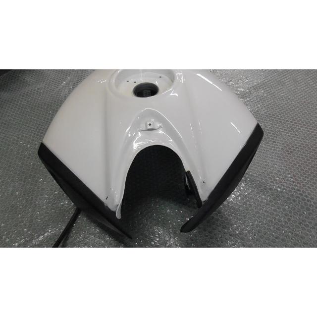 【値下げ！】メガリ250R カウル・タンク等一式 Megelli メガリ 250r LWGYDNL06CA002xxxの ガソリンタンク *1648184677