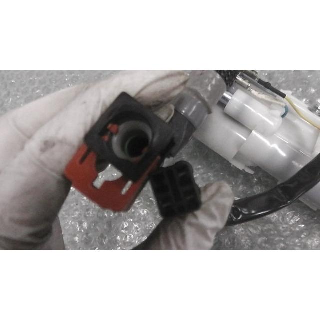 Ninja ZX-25R SE ZX250E-A02xxx の 燃料ポンプ *1648697220 中古