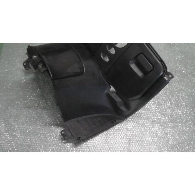 フォルツァZ MF08-1025xxx の インナーカウル *1649126789 中古