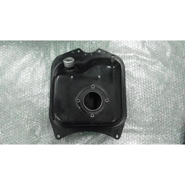 アクシスZ SED7J-013xxx の ガソリンタンク *1649207254 中古 : バイク