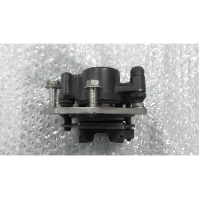 アドレス125 DT11A-100xxx の ブレーキキャリパー *1649985346 中古
