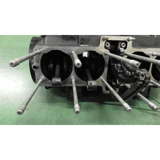 FX400R ZX400D の エンジン腰下 *1650508949 中古 : バイクパーツCITY