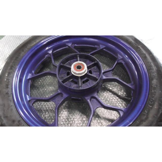 YZF-R25 RG10J-020xxx の リアホイール タイヤ *1650615739 中古