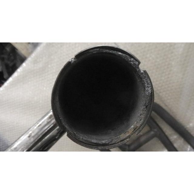 ZZR400 ZX400N-040xxx の マフラー 傷 へこみ *1654043865 中古 ZZR400 ZX400N-040xxx の マフラー 傷 へこみ *1654043865 中古