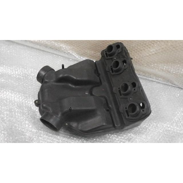ZZR400 ZX400N-040xxx の エアクリーナーボックス *1654045037 中古