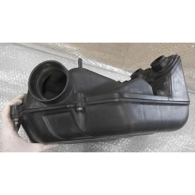ZZR400 ZX400N-040xxx の エアクリーナーボックス *1654045037 中古