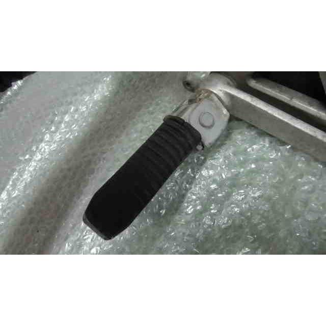 バンディット250 GJ74A-124xxx の ステップ 右 ブレーキ *1656380043