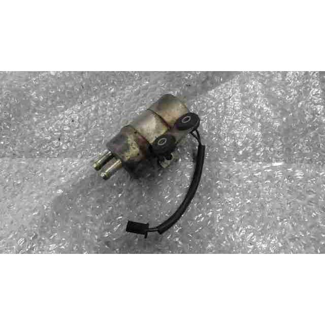 GSX250F アクロス GJ75A-102xxx の 燃料ポンプ *1657593203 中古