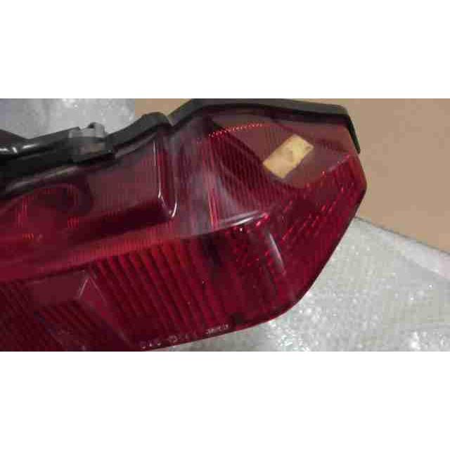 VTZ250 MC15-1101xxx の テールランプ 傷 *1657847971 中古 : バイク