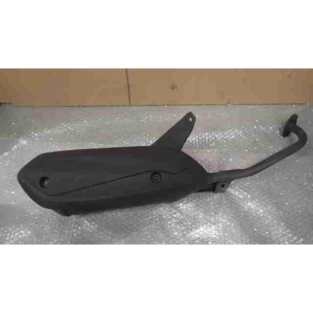 アクシスＺ（SED7J）用マフラー アクシスZ SED7J-003xxx の マフラー 純正 傷 *1658282968 中古