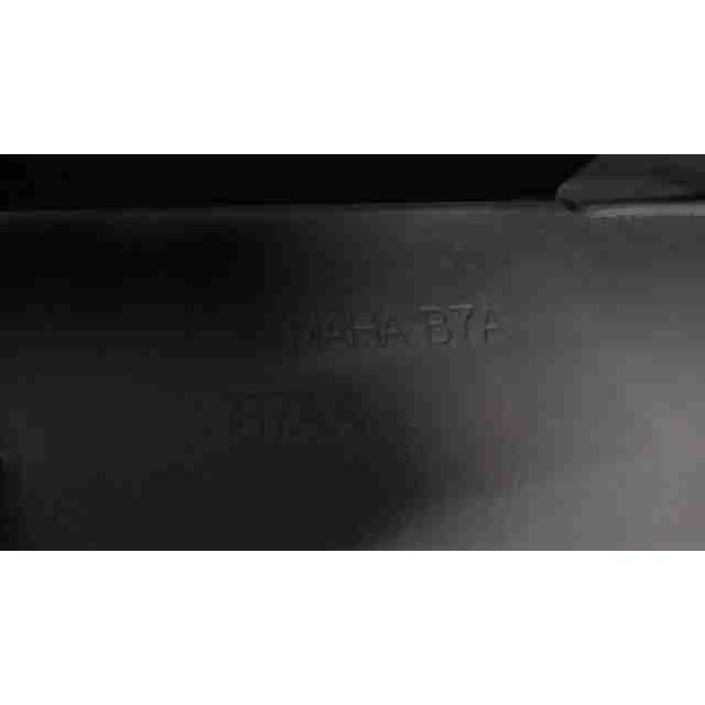 アクシスZ SED7J-003xxx の マフラー 純正 傷 *1658282968 中古