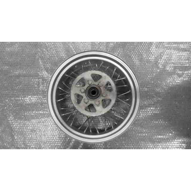 TW200 DG07J-007xxx の リアホイール スポーク1本無 *1661819790 中古