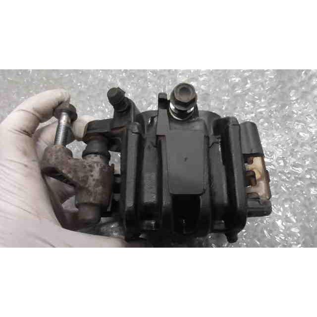 CBR250R MC41-1003xxx の フロントブレーキキャリパー *1674805269 中古 : バイクパーツCITY - 通販 - Yahoo!ショッピング CBR250R MC41-1003xxx の フロントブレーキキャリパー *1674805269 中古 : バイクパーツCITY - 通販 - Yahoo!ショッピング