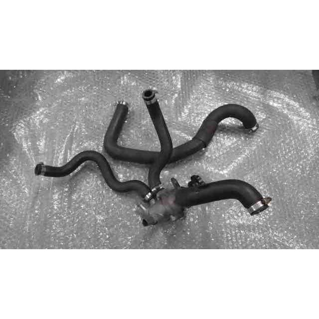 CB400 スーパーボルドール NC42 の サーモスタット *1676516928 中古