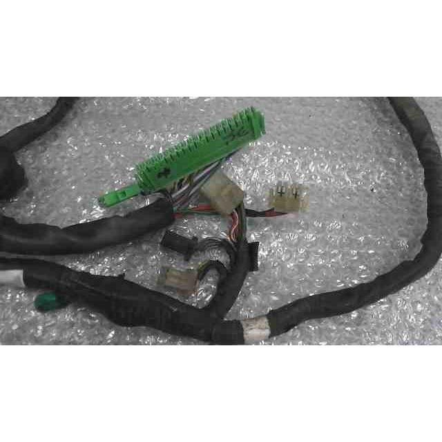VT250F MC15-1009xxx の メインハーネス *1678325833 中古 : バイク