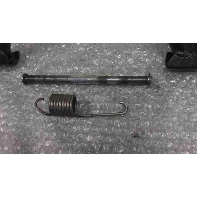 人気の春夏人気の春夏アクシスZ SED7J-004xxx の センタースタンド *1682058588 中古 スタンド フランダース製ハーレー ハンドル 社外 中古 バイク 部品 ツーリング FLANDERS 幅710mm 1インチ ローレット SweptBack