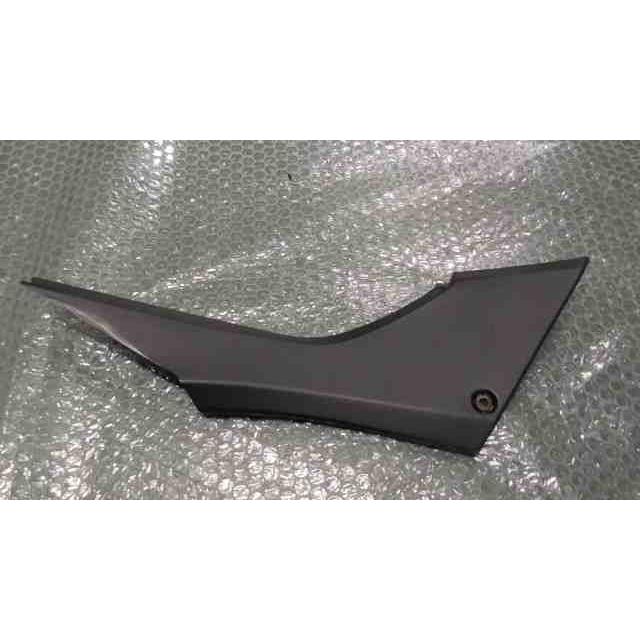 ニンジャ Ninja 250 EX250L の シート下カウル 右 *1682650739 中古