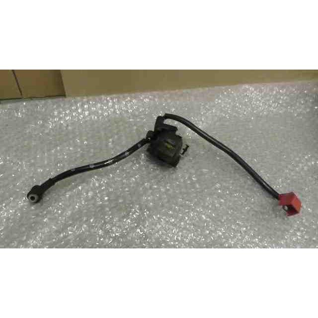 CBF125R LALPJJN57L3252xxx の スターターリレー *1687915482 中古