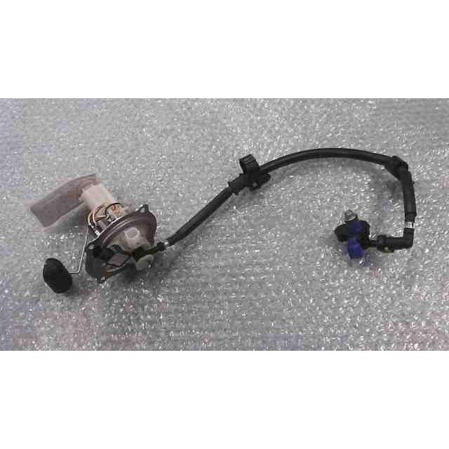 アクシスZ SED7J-018xxx の 燃料ポンプ *1689229773 中古 : バイク