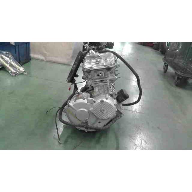 CBR400R NC23-1006xxx の エンジン *1691023670 中古 : バイクパーツ