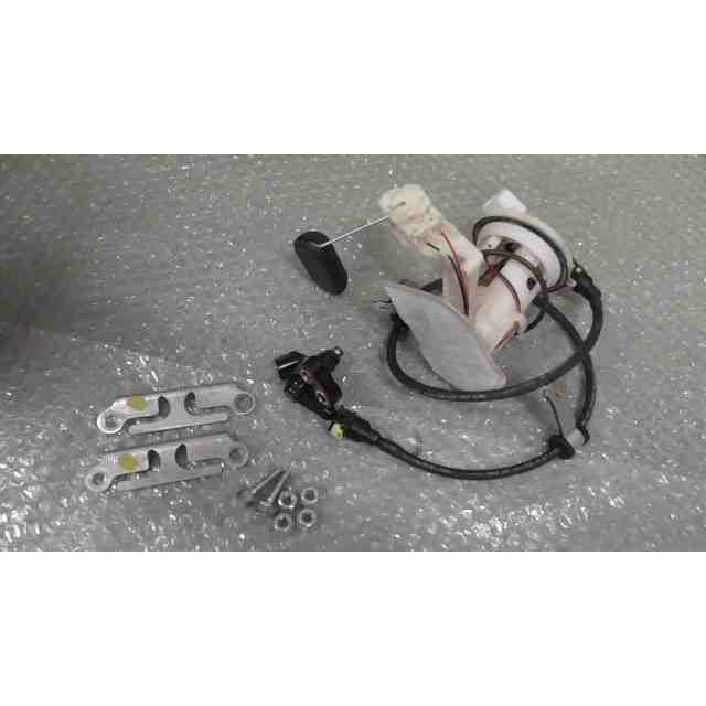 ジョルノ4スト GIORNO AF77 の フューエル ポンプ *1693879233 中古