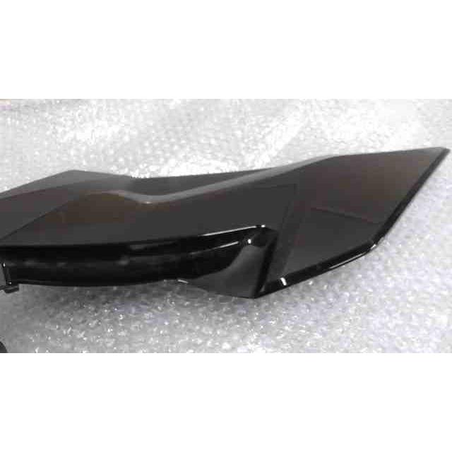 CBR400R NC56-1200xxx の サイドカバー 左 傷 *1693961836 中古