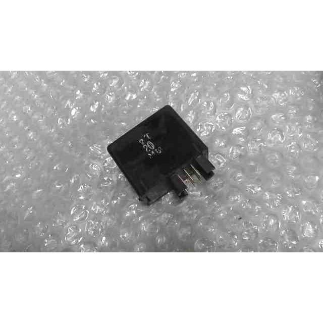 デスペラード400 VK52A-103xxx の ウインカーリレー *1701825785 中古