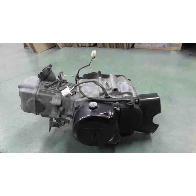 カブFI AA01-1778xxx の エンジン *1705460178 中古 : バイクパーツ