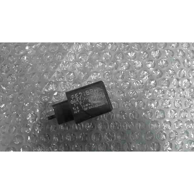 Dトラッカー125 LX125D-A03xxx の ウインカーリレー *1717467392 中古