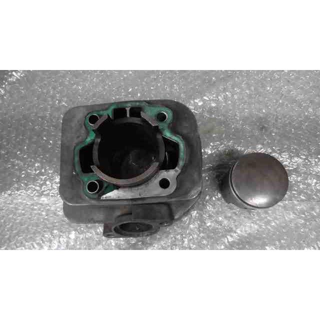 アドレスV100 CE13A-131xxx の シリンダー ピストン *1719284299 中古
