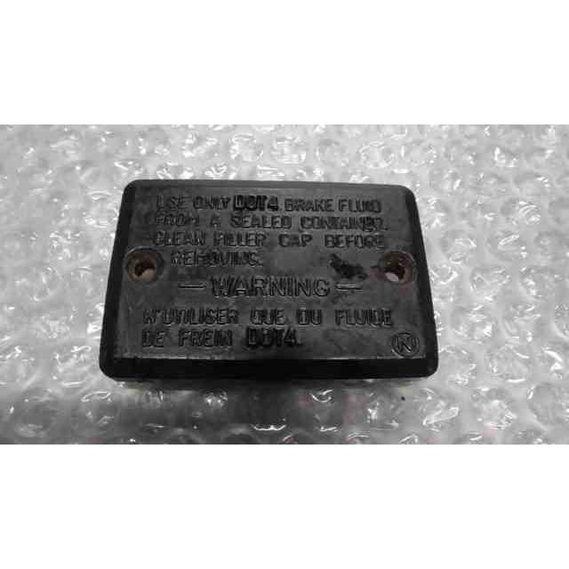 バリオス ZR250A-056xxx の マスターシリンダー ふた *1719537000 中古