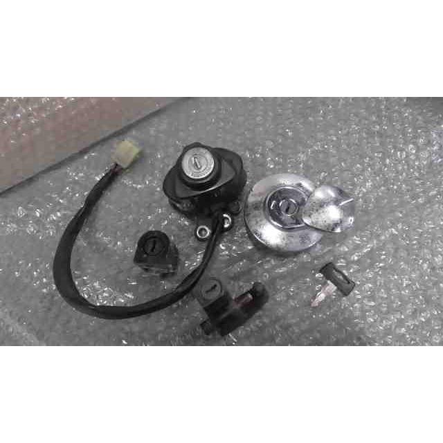 シャドウスラッシャー400 NC40-1210xx の キーセット *1721180268 中古