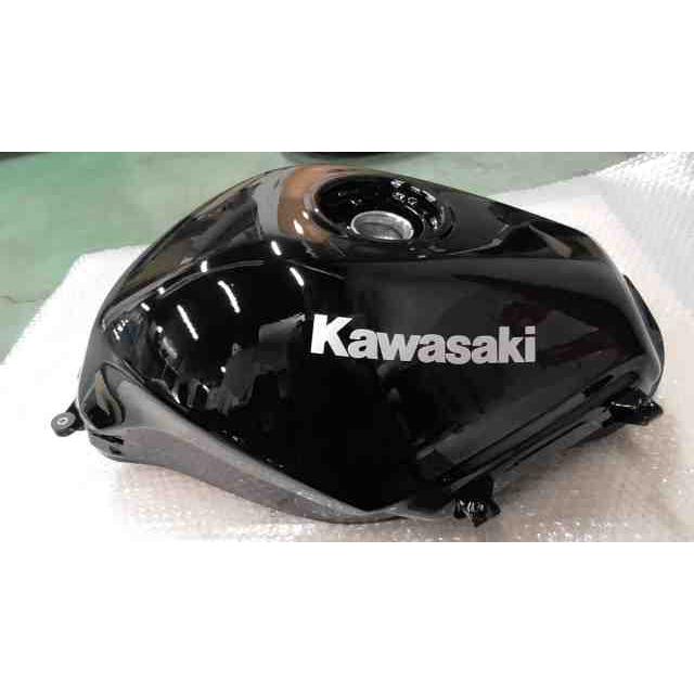 ニンジャ Ninja 250R EX250K の タンク *1724814460 中古 : バイク