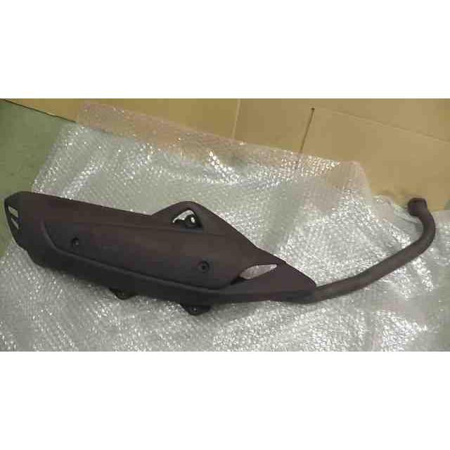 トリシティ125 SEC1J-005xxx の マフラー 純正 *1725930948 中古