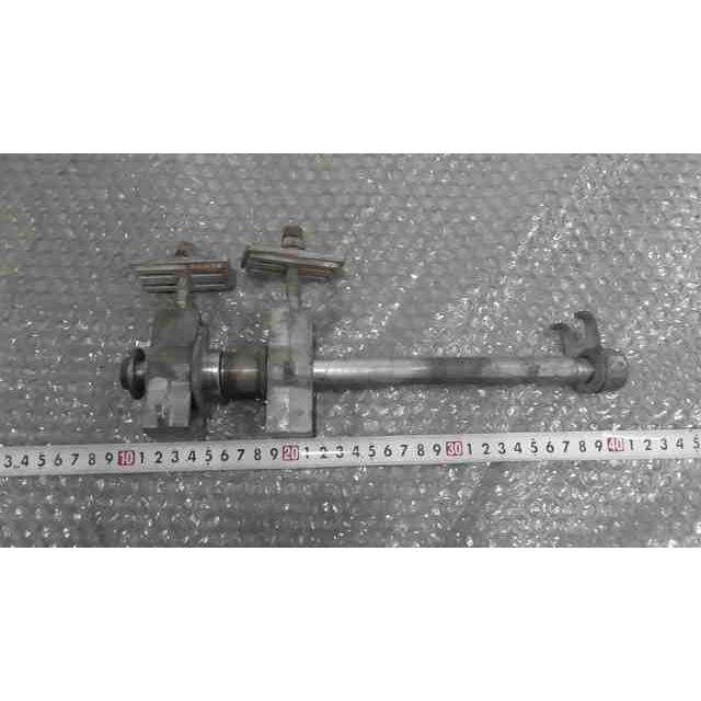 VTR250 MC33-1001xxx の リアアクスルシャフト *1727314066 中古