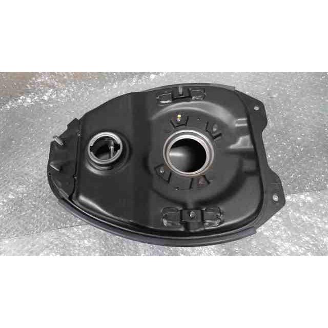 カブ110 JA44-1209xxx の ガソリン タンク *1727321206 中古 : バイク