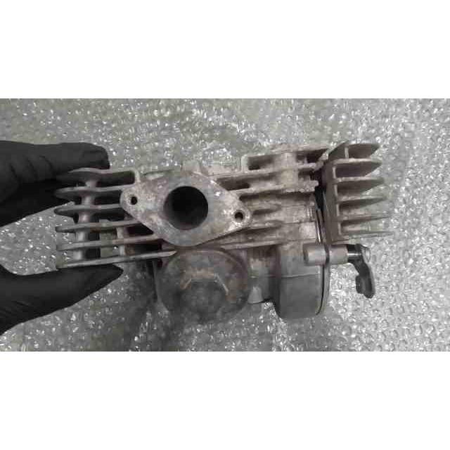 SRV250 4DN の シリンダーヘッド 1 *1730338970 中古 : バイク SRV250 4DN の シリンダーヘッド 1 *1730338970 中古 : バイク
