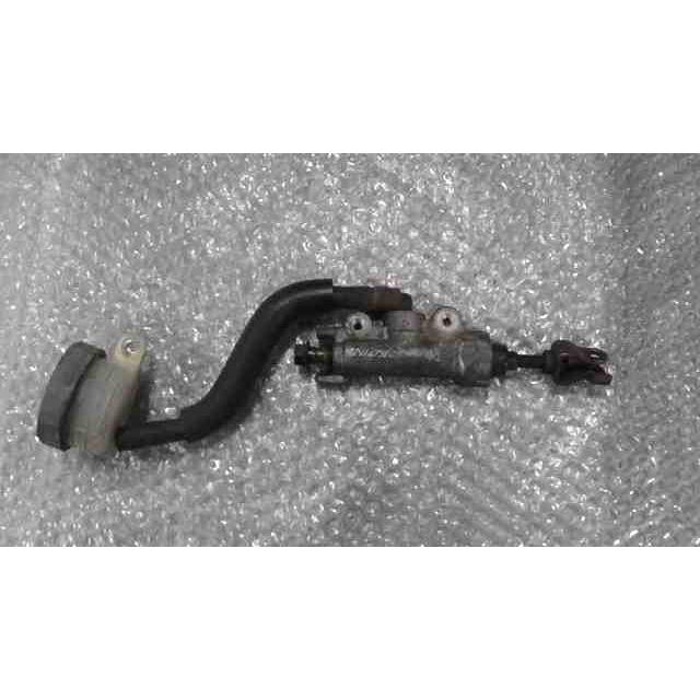 CB400SF-K NC39 の リアブレーキマスターシリンダー *1737080088 中古